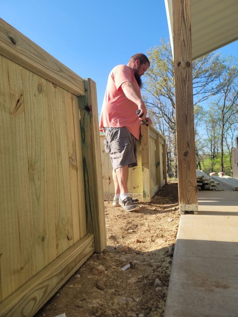 Fence repairs by Handy Dan.